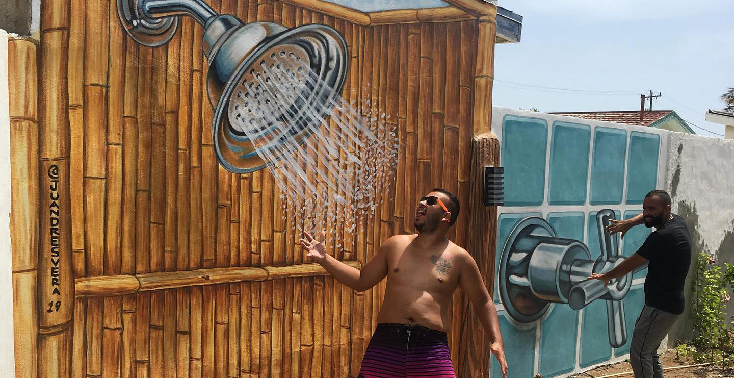 Artiste Juandrés Vera : The shower|3D anamorphic painting|Thank you very much to Monaco Vacation House Aruba for all the great moments!